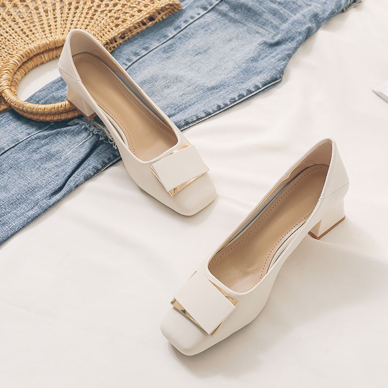 Leather Work Flats Women - รองเท้าส้นหนาสไตล์ฝรั่งเศส, รองเท้าส้นเตี้ยหัวแหลมประดับหัวเข็มขัดโลหะสำหรับผู้หญิง, รองเท้าหนังนิ่มแบบสวมสำหรับทำงานในออฟฟิศ ปี 2026