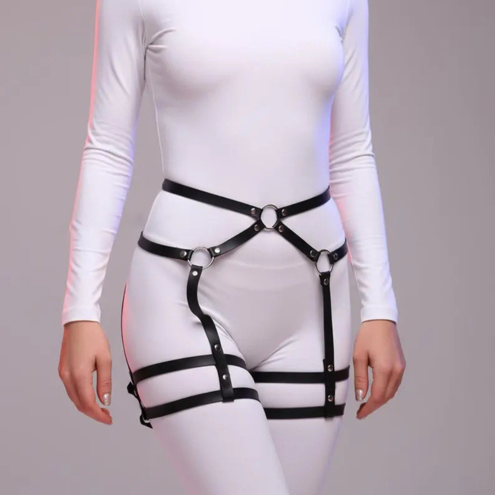 Leather Work Harness - เข็มขัดรัดขาหนัง PU สำหรับผู้หญิง สไตล์โกธิค พังก์ Y2K