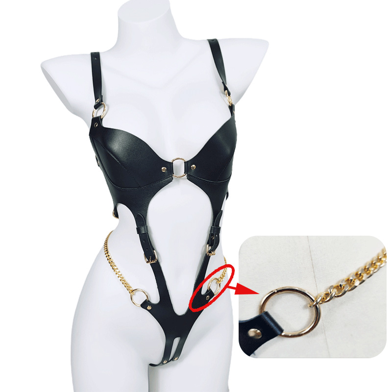 ชุดรัดตัวแบบกอธ บอนด์เดจ ฮาร์เ - Leather Work Harness บทวิจารณ์และราคา