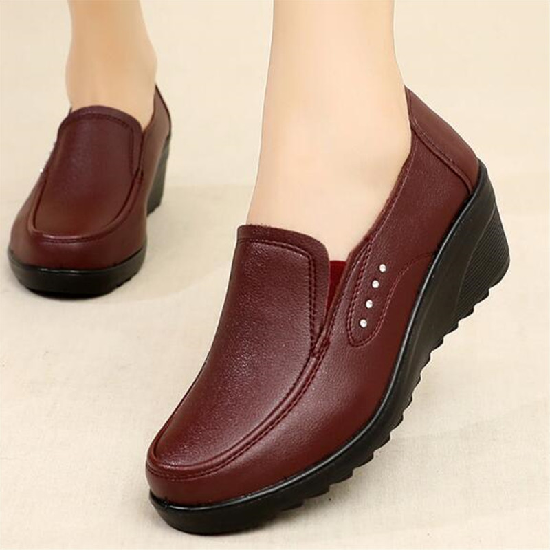 รองเท้าผู้หญิงสำหรับฤดูใบไม้ผล - Leather Work Flats Women บทวิจารณ์และราคา