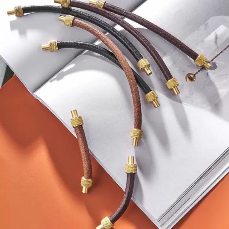 มือจับตู้ทองเหลือง+หนัง ดีไซน์ - Leatherwork Hardware บทวิจารณ์และราคา