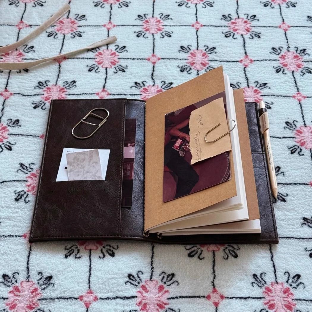 สมุดโน้ตสีดำสไตล์วินเทจ หนัง P - Leather Work Notebook บทวิจารณ์และราคา