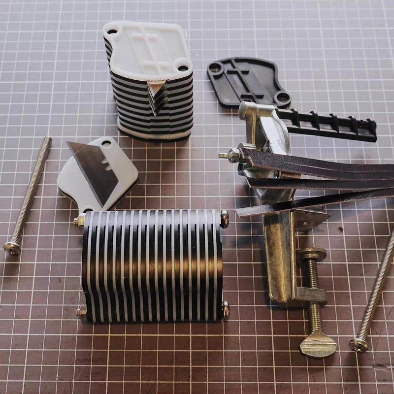 เครื่องตัดแถบหนังเดสก์ท็อป DIY - Leatherworking Equipment บทวิจารณ์และราคา