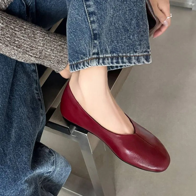 รองเท้าส้นเตี้ยแบบสวมสีแดงเบอร - Leather Work Flats Women บทวิจารณ์และราคา