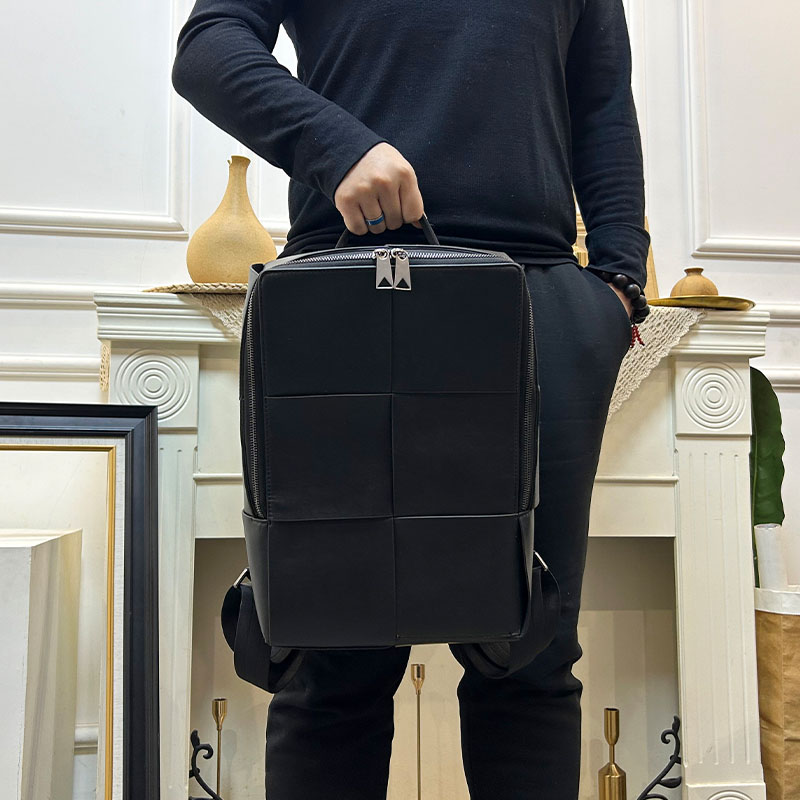 กระเป๋าเป้สะพายหลังหนังทอขนาดใ - Leather Work Backpack บทวิจารณ์และราคา